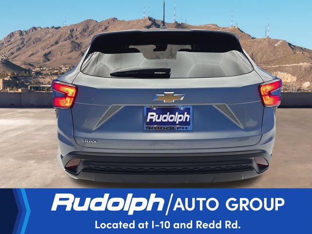 Used 2024 Chevrolet Trax LS w/ LS Convenience Package FWD image 4