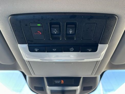 Certified 2023 Nissan Rogue SV w/ SV Premium B Package image 37