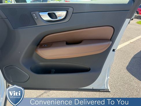 Used 2025 Volvo XC60 T8 Plus w/ Climate Package AWD/4WD image 26