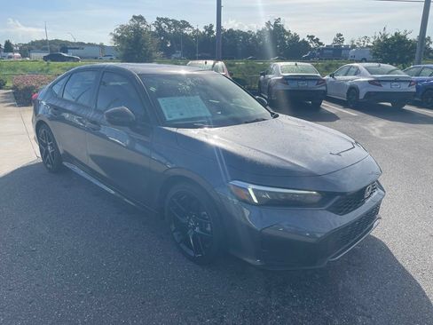 Used 2025 Honda Civic Sport image 3