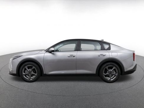 Used 2026 Kia K4 FWD image 4