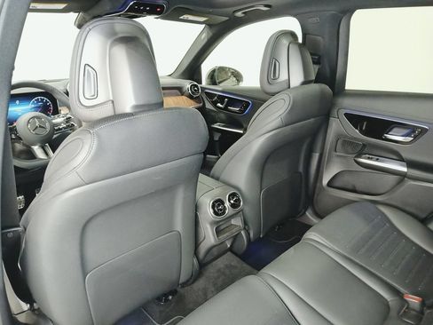 Used 2026 Mercedes-Benz GLC 300 4MATIC image 15