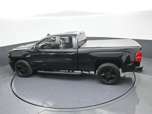 Used 2018 Chevrolet Silverado 1500 Custom w/ Custom Value Package image 43