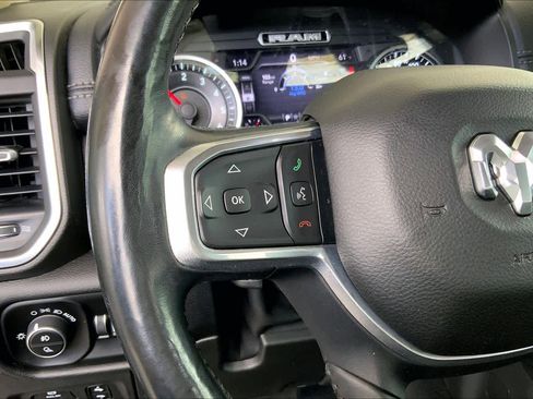 Used 2019 RAM 1500 Laramie image 24