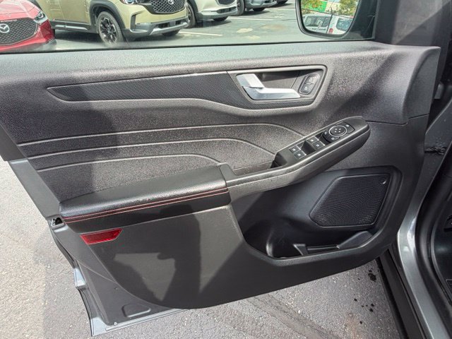 Used 2025 Ford Escape ST-Line FWD image 21