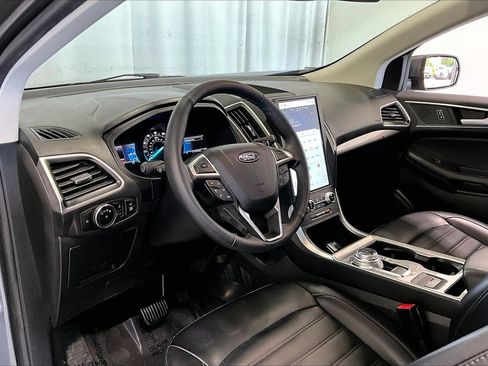 Certified 2024 Ford Edge SEL w/ Convenience Package AWD/4WD image 14
