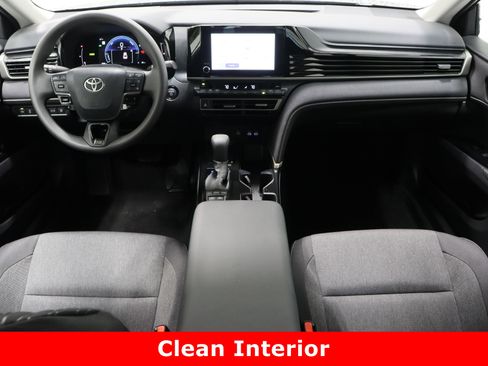 Used 2026 Toyota Camry LE image 29