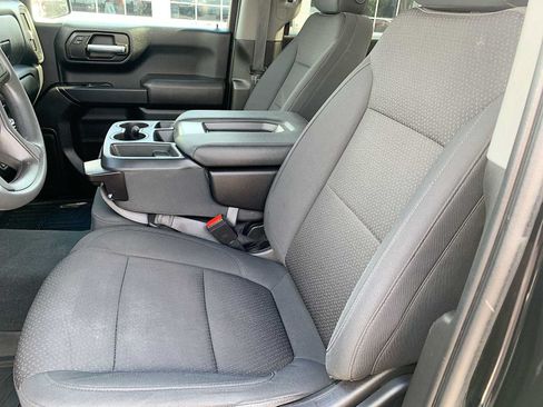 Certified 2021 Chevrolet Silverado 1500 Custom Trail Boss w/ LPO, Dark Essentials Package AWD/4WD image 17