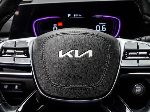 Used 2025 Kia Telluride S image 31