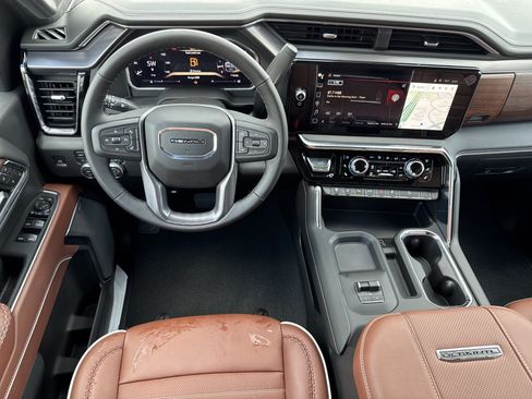 Used 2026 GMC Sierra 2500 Denali Ultimate AWD/4WD image 17