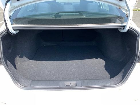 Used 2022 Nissan Sentra S FWD image 24