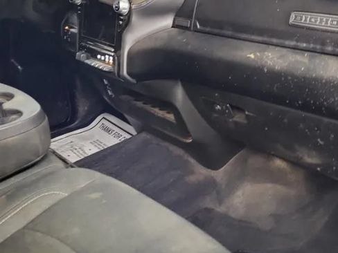 Used 2025 RAM 2500 Big Horn AWD/4WD image 9