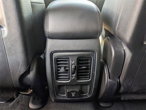 Certified 2022 Jeep Grand Cherokee Laredo X image 10