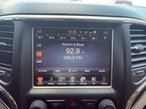 Used 2014 Jeep Grand Cherokee Limited w/ Luxury Group II image 22