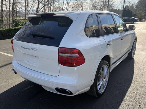 Used 2008 Porsche Cayenne GTS image 5