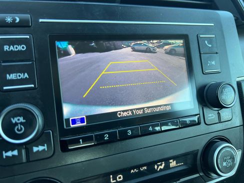 Used 2019 Honda Civic LX image 17