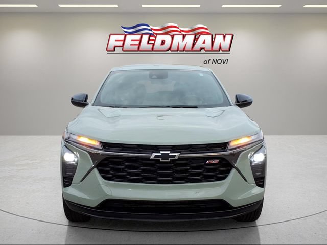 Used 2024 Chevrolet Trax RS w/ Driver Confidence Package FWD image 9