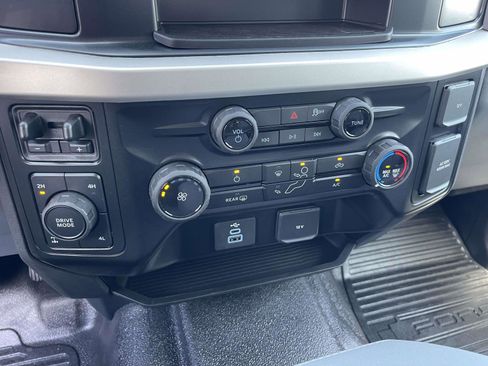 New 2026 Ford F250 XL w/ FX4 Off-Road Package AWD/4WD image 29