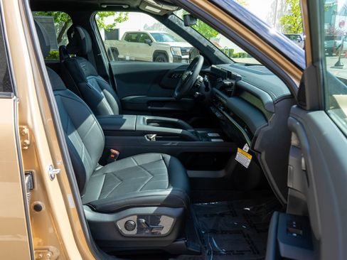 New 2027 Kia Telluride SX Prestige X-Pro AWD/4WD image 10