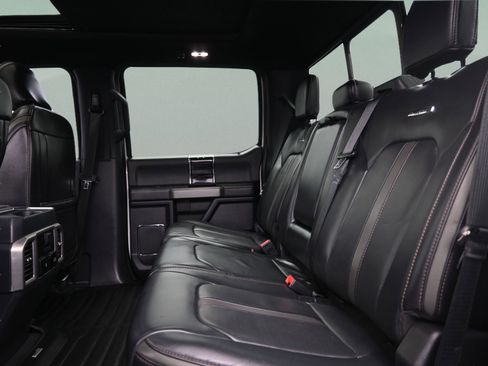 Used 2022 Ford F250 Platinum w/ FX4 Off-Road Package image 37