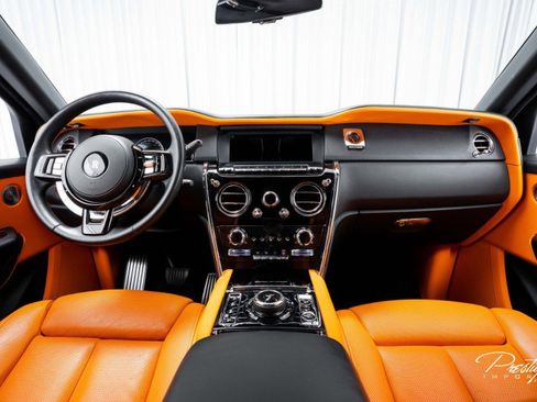 Used 2021 Rolls-Royce Cullinan image 38