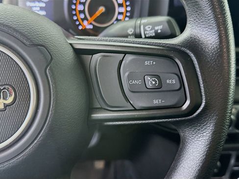 Used 2025 Jeep Gladiator Sport AWD/4WD image 25