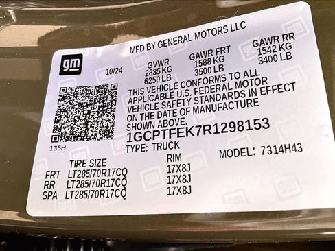 Used 2024 Chevrolet Colorado ZR2 w/ Technology Package image 33