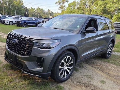 Used 2026 Ford Explorer ST-Line AWD/4WD image 4