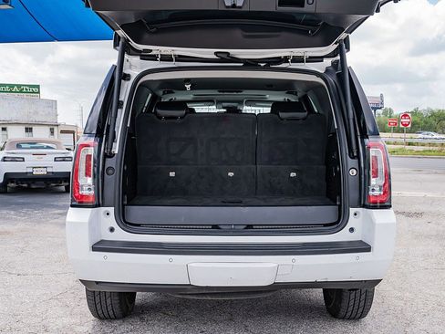 Used 2020 GMC Yukon SLT image 12