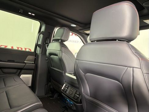 Used 2026 Ford F150 Raptor AWD/4WD image 19