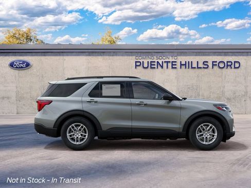 New 2027 Ford Explorer Active RWD image 5