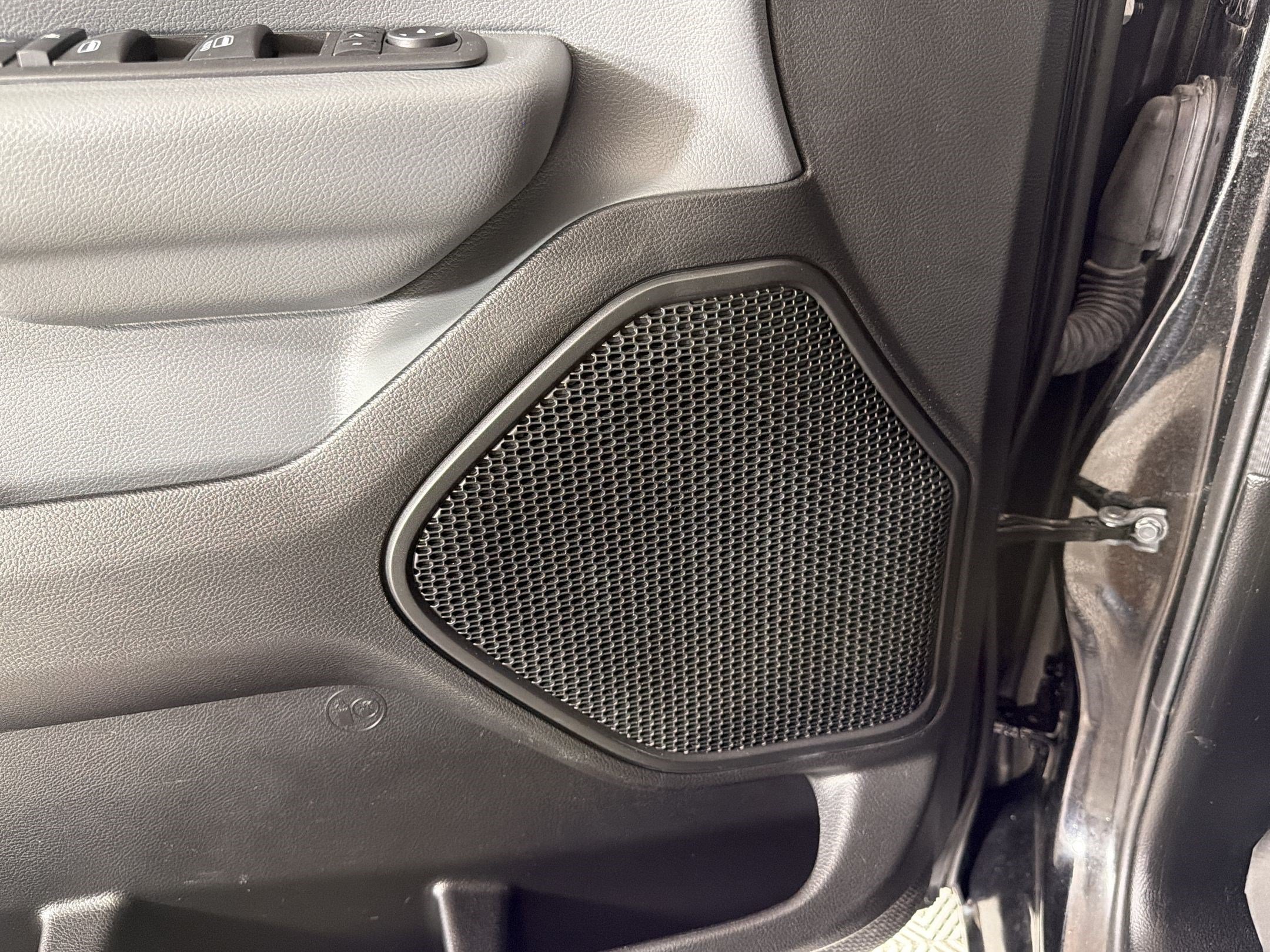 Used 2022 RAM 1500 Big Horn AWD/4WD image 32