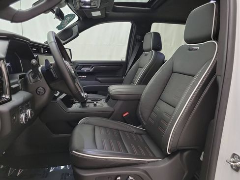 Certified 2026 GMC Sierra 1500 AT4X AWD/4WD image 9