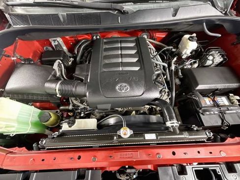Certified 2020 Toyota Tundra Limited w/ Limited Premium Package AWD/4WD image 32