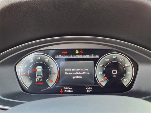 Used 2025 Audi Q5 2.0T Premium Plus w/ Premium Plus Package image 22