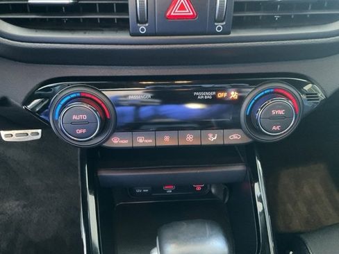 Used 2022 Kia Forte GT-Line w/ GT-Line Technology Package image 14