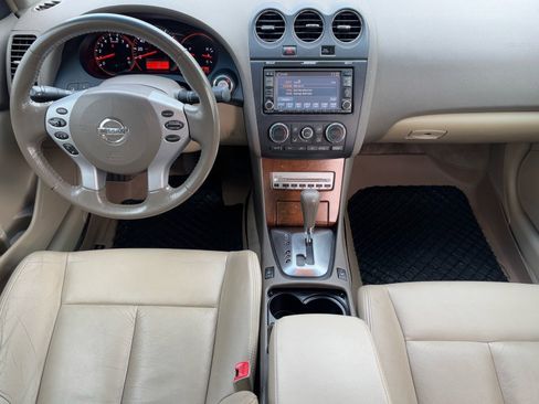 Used 2008 Nissan Altima 3.5 SE w/ Technology Pkg image 14