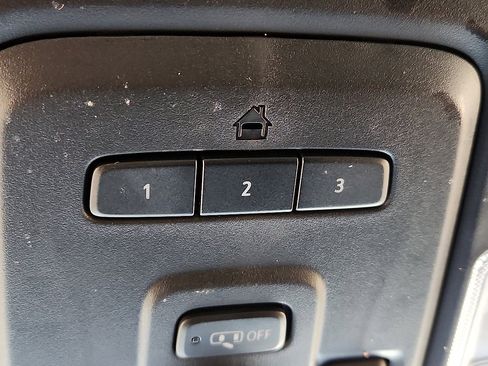 Used 2024 Chevrolet Tahoe LT w/ Luxury Package image 9