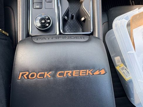 Used 2025 Nissan Pathfinder Rock Creek image 26