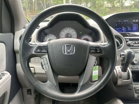 Used 2015 Honda Pilot SE image 8