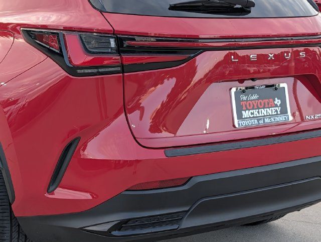 Used 2024 Lexus NX 250 FWD image 7
