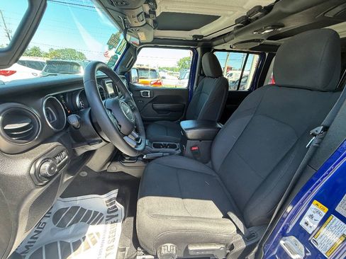Used 2018 Jeep Wrangler Unlimited Sport S AWD/4WD image 5