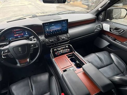 Used 2024 Lincoln Navigator L Reserve AWD/4WD image 21