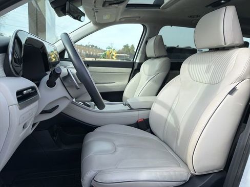 Used 2024 Hyundai Palisade Calligraphy image 21