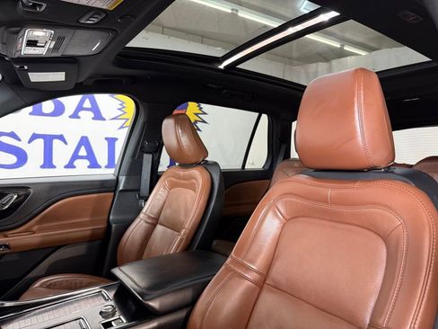 Used 2021 Lincoln Aviator Reserve w/ Equipment Group 201A RWD image 9