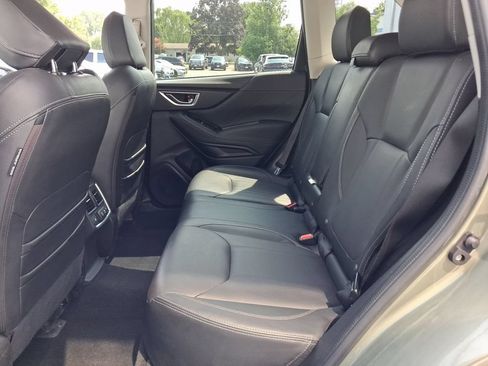 Used 2019 Subaru Forester Touring AWD/4WD image 18