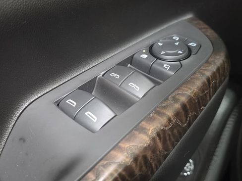 Used 2023 GMC Acadia Denali w/ Denali Technology Package AWD/4WD image 26