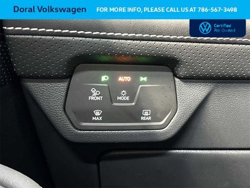 Certified 2025 Volkswagen Atlas SE w/ Black Wheel Package image 21
