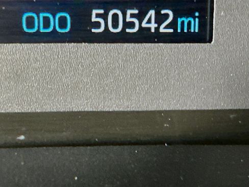 Used 2024 Toyota Corolla LE FWD image 19