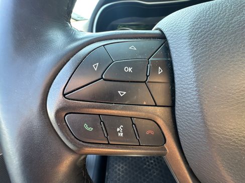 Used 2021 Jeep Cherokee Trailhawk w/ Sun, Sound & Nav Group AWD/4WD image 32
